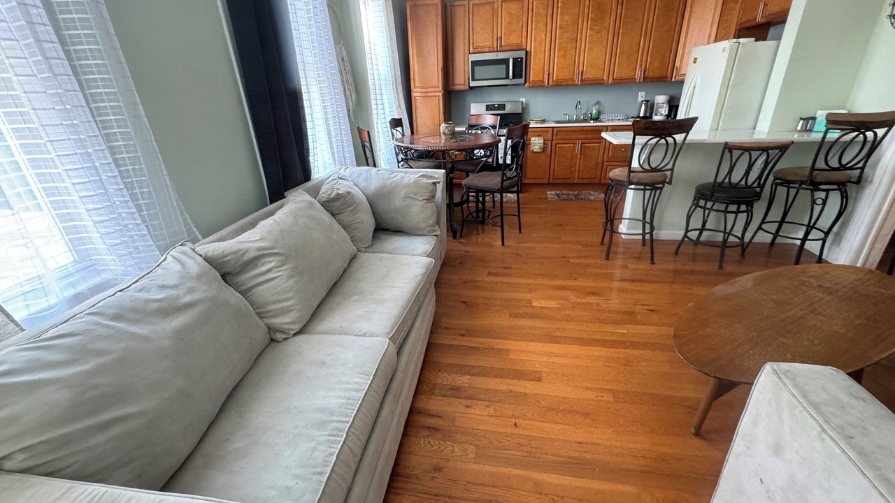 Photo of Livingroom in Guttenberg