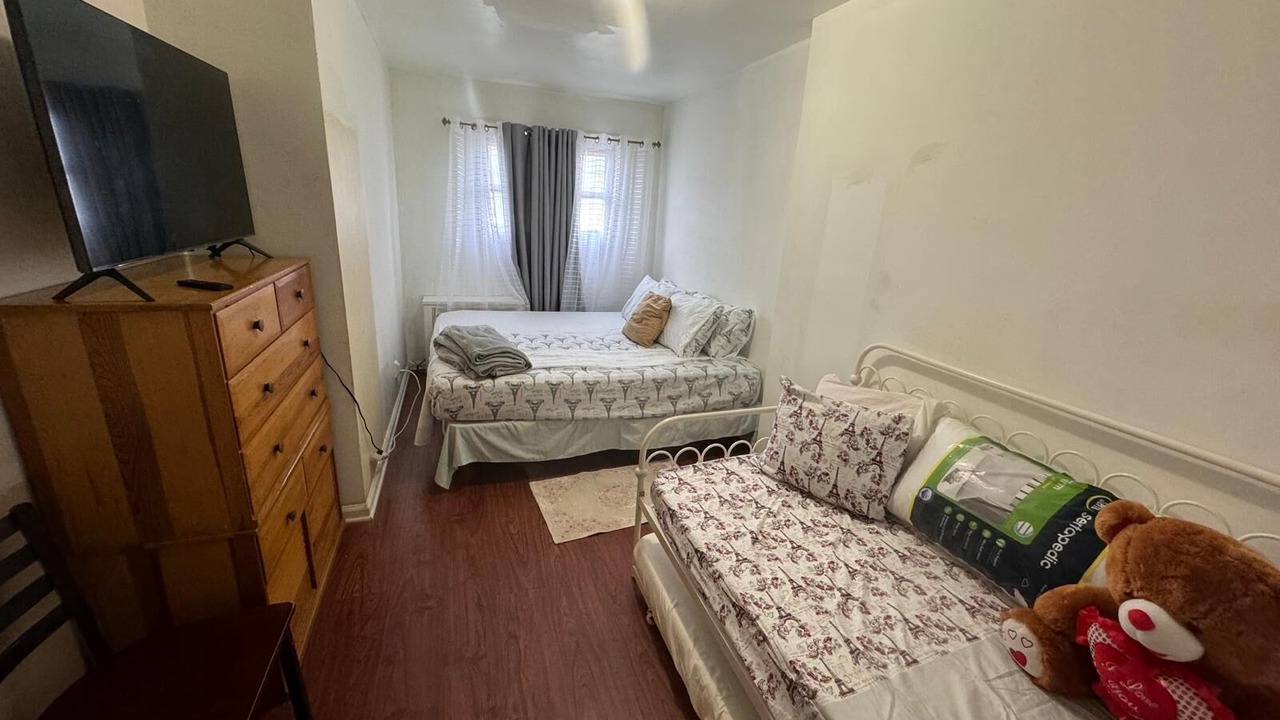 Photo of Bedroom in Guttenberg