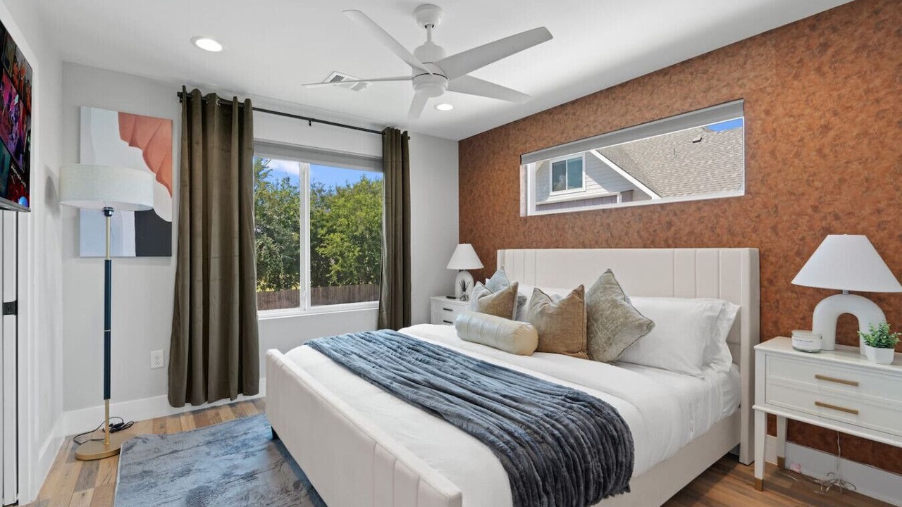 Photo of Bedroom in University Hills and Windsor Park