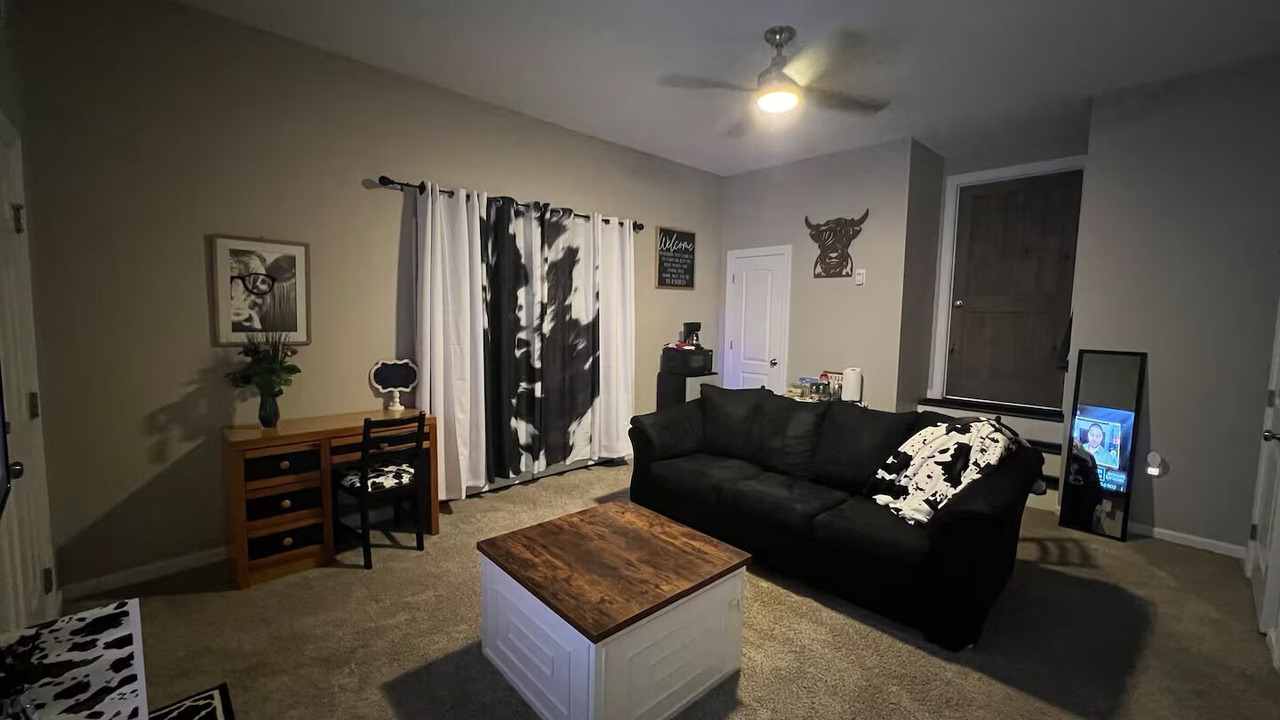 Photo of Livingroom in Chesterfield