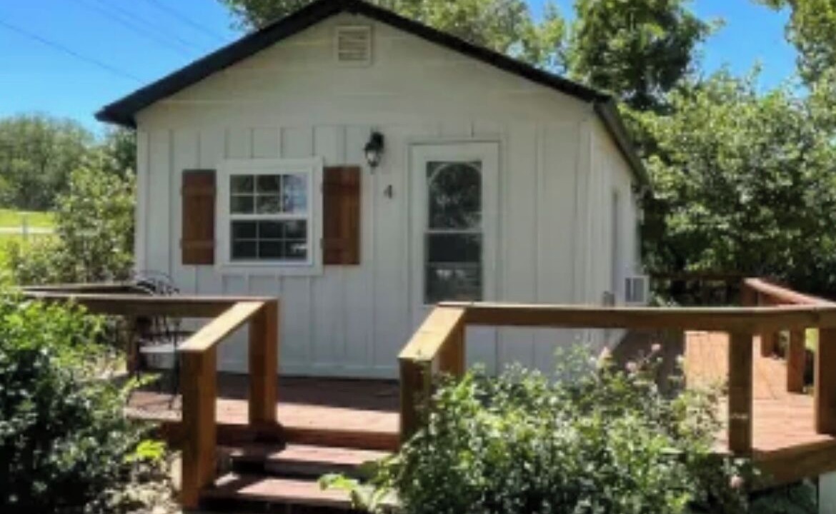 Photo of Outdoor in Grove