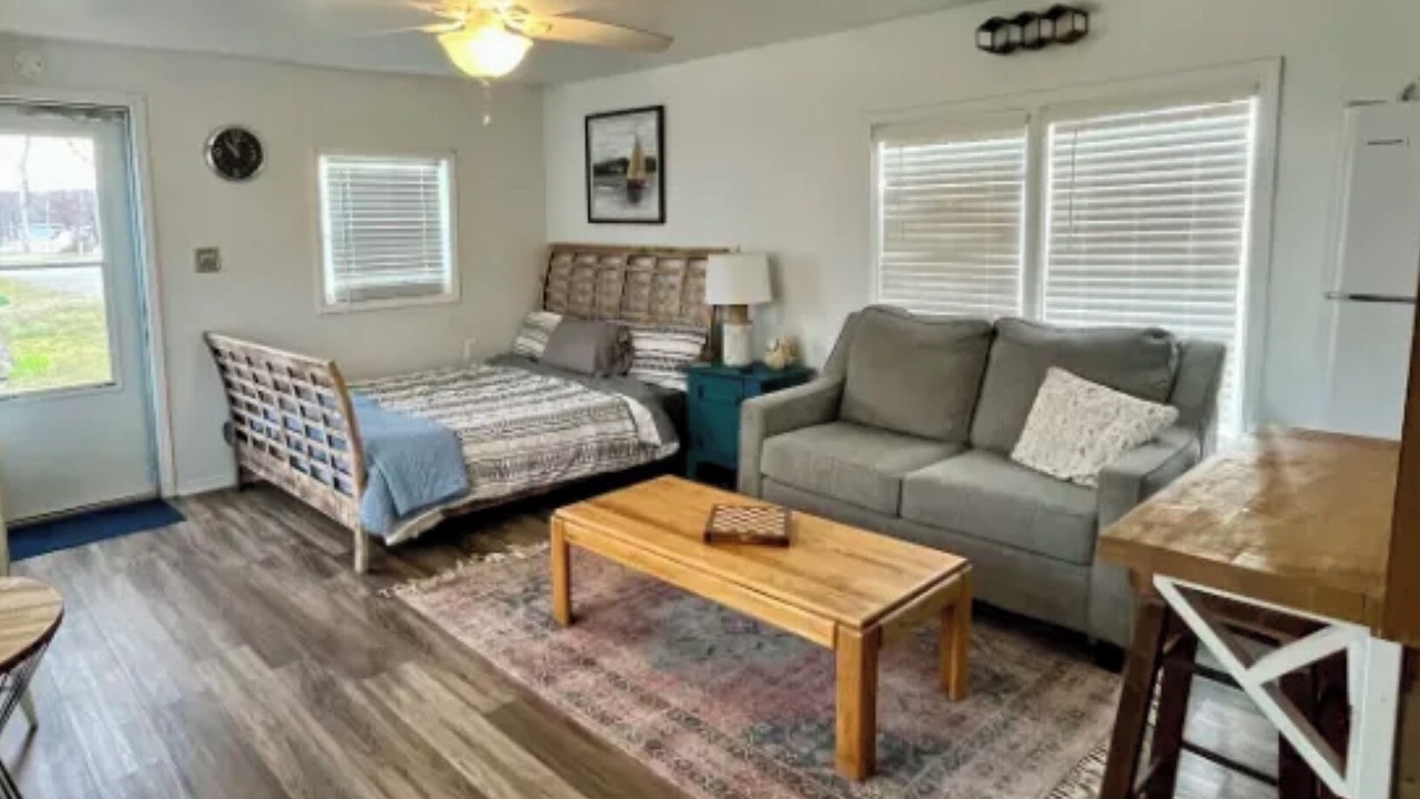 Photo of Livingroom in Grove