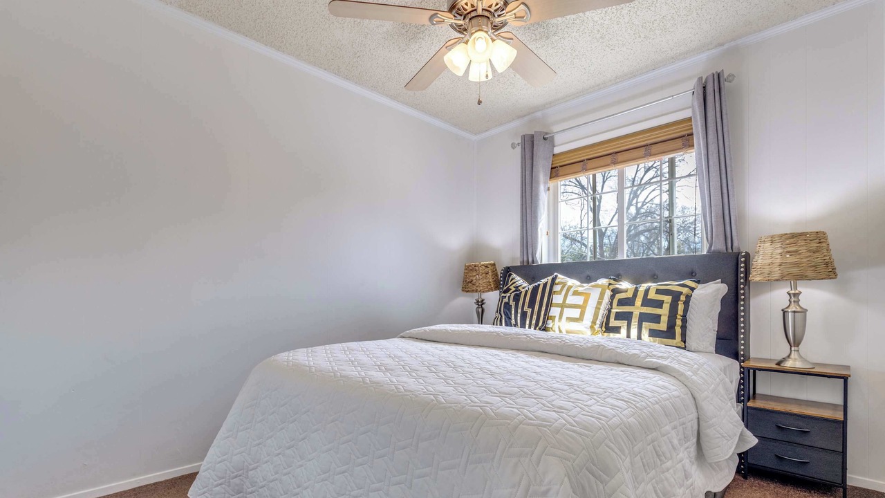 Photo of Bedroom in Nacogdoches