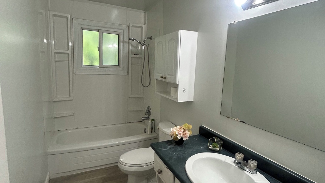 Photo of Bathroom in White Oaks