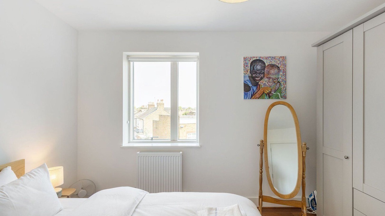 Photo of Bedroom in Walthamstow