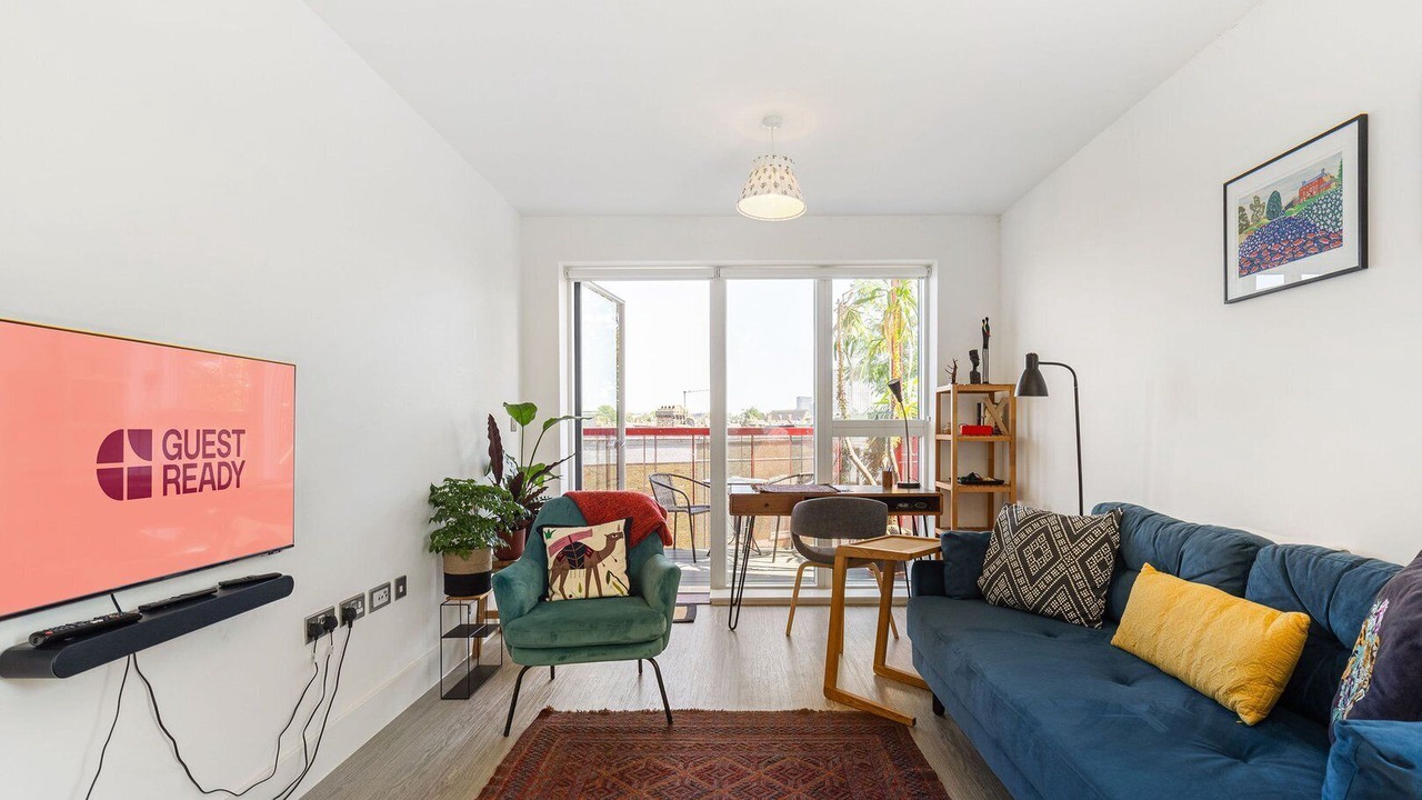 Photo of Livingroom in Walthamstow