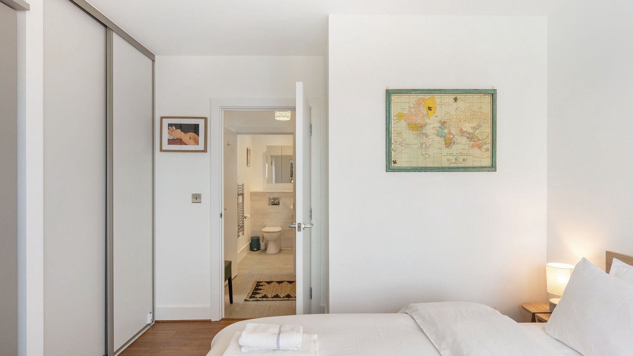 Photo of Bedroom in Walthamstow