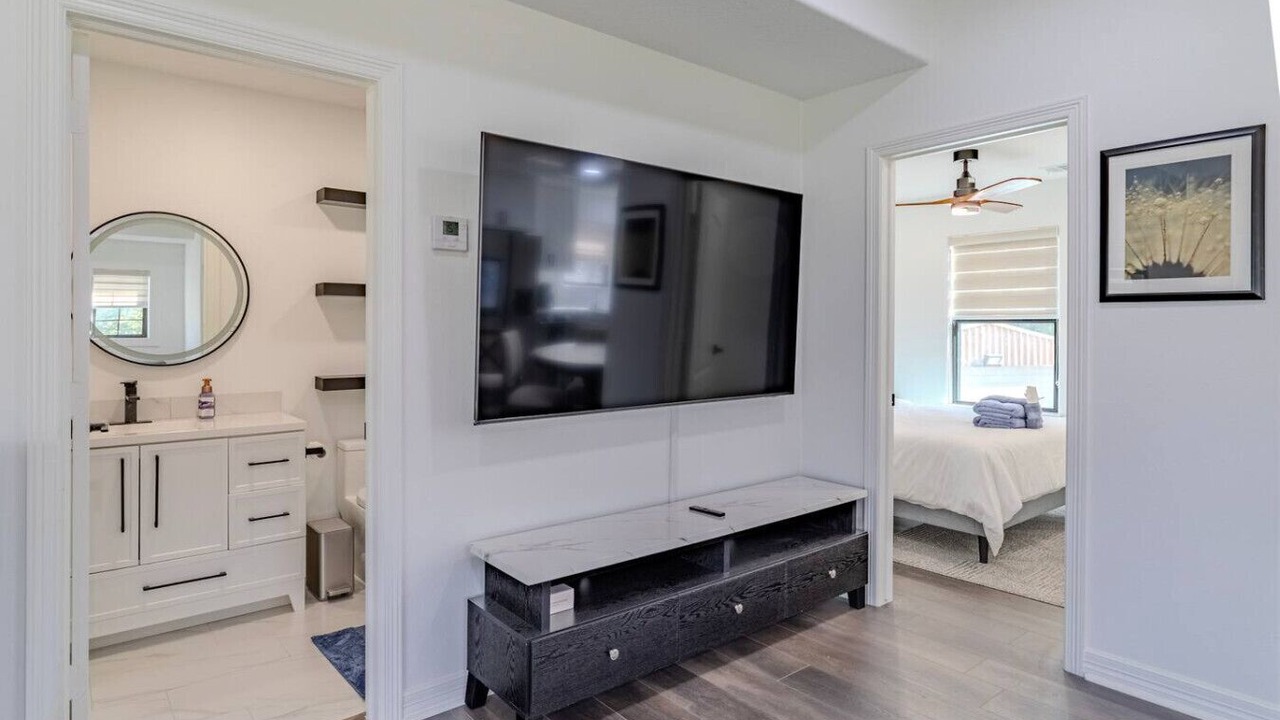 Photo of Bedroom in Lake Houston