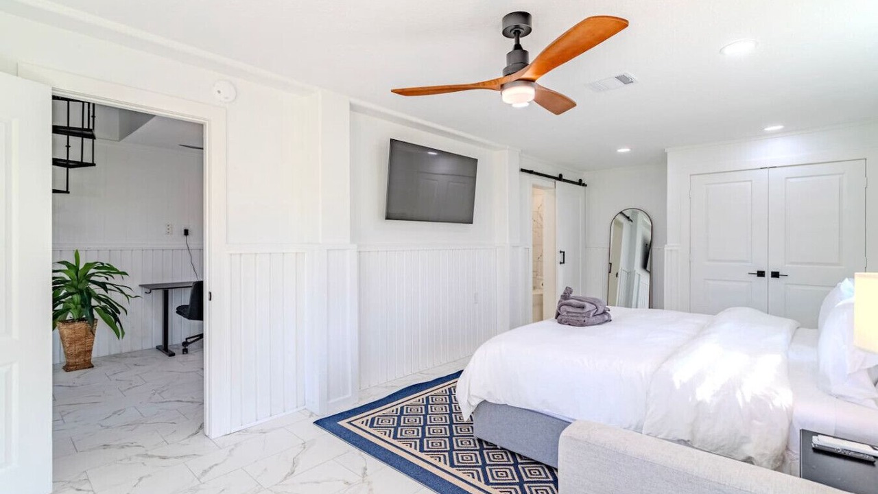 Photo of Bedroom in Lake Houston