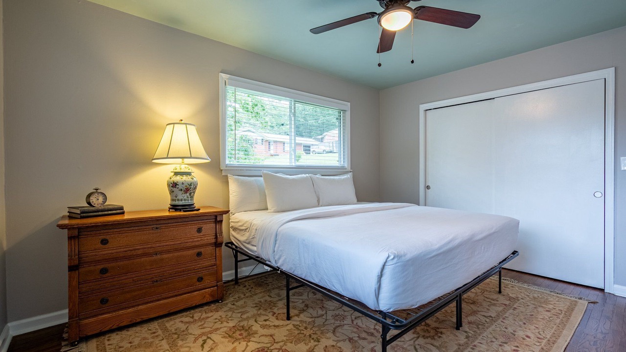 Photo of Bedroom in Cartersville