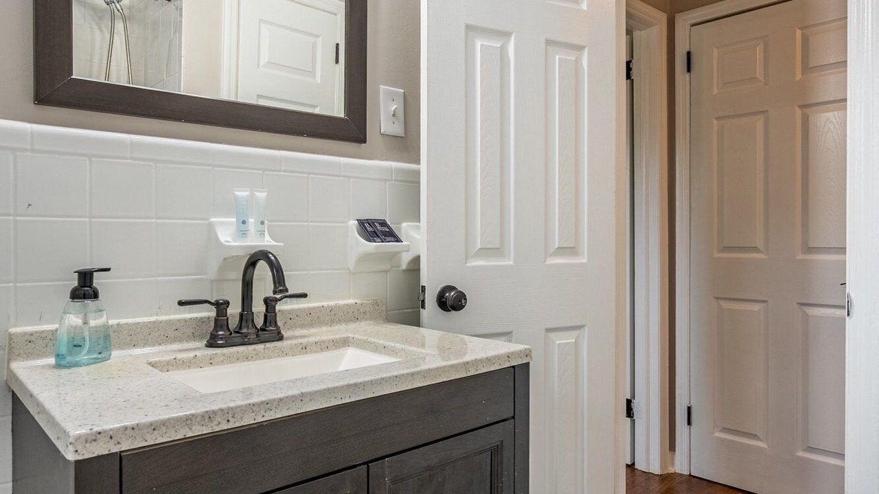 Photo of Bathroom in Cartersville