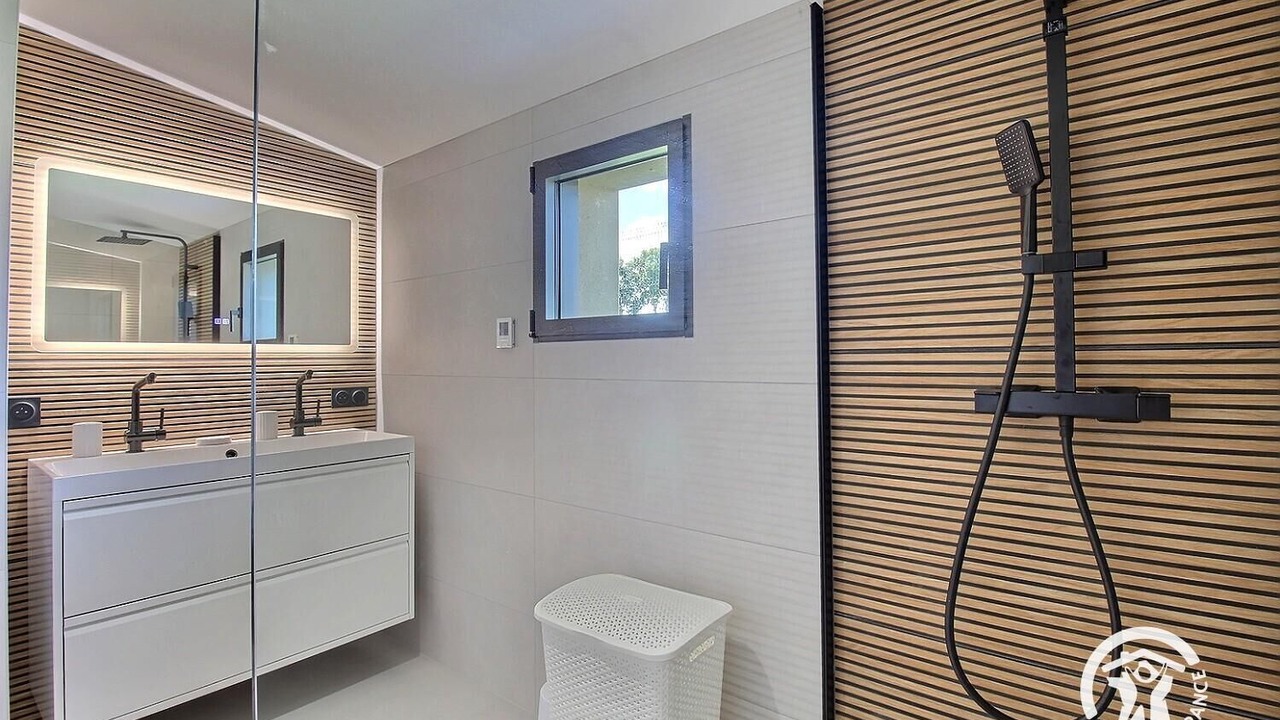 Photo of Bathroom in Bourseul