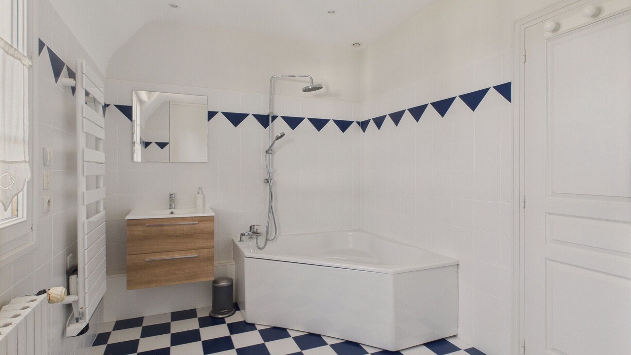 Photo of Bathroom in Le Pouliguen