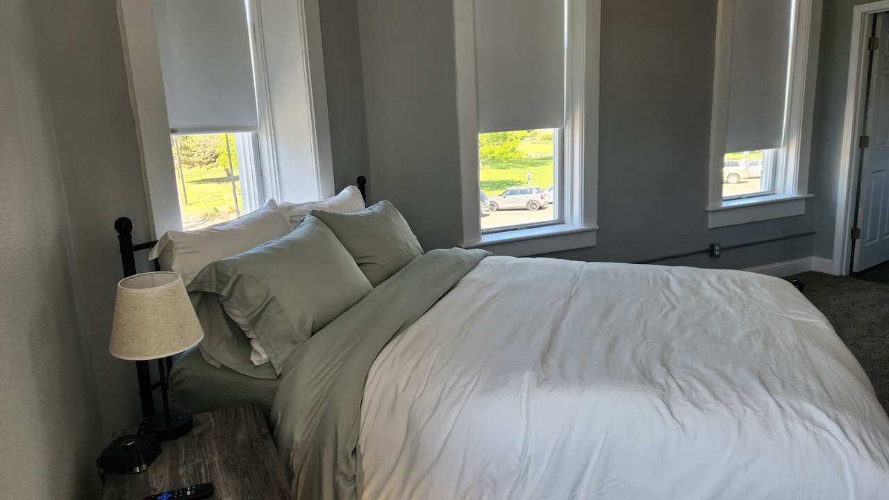 Photo of Bedroom in Iola