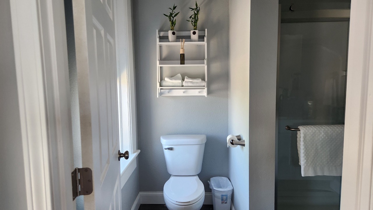 Photo of Bathroom in Iola