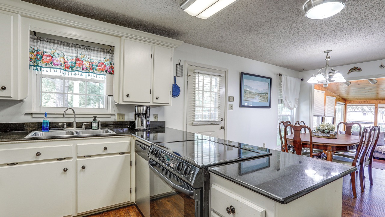 Photo of Kitchen in Morgan City
