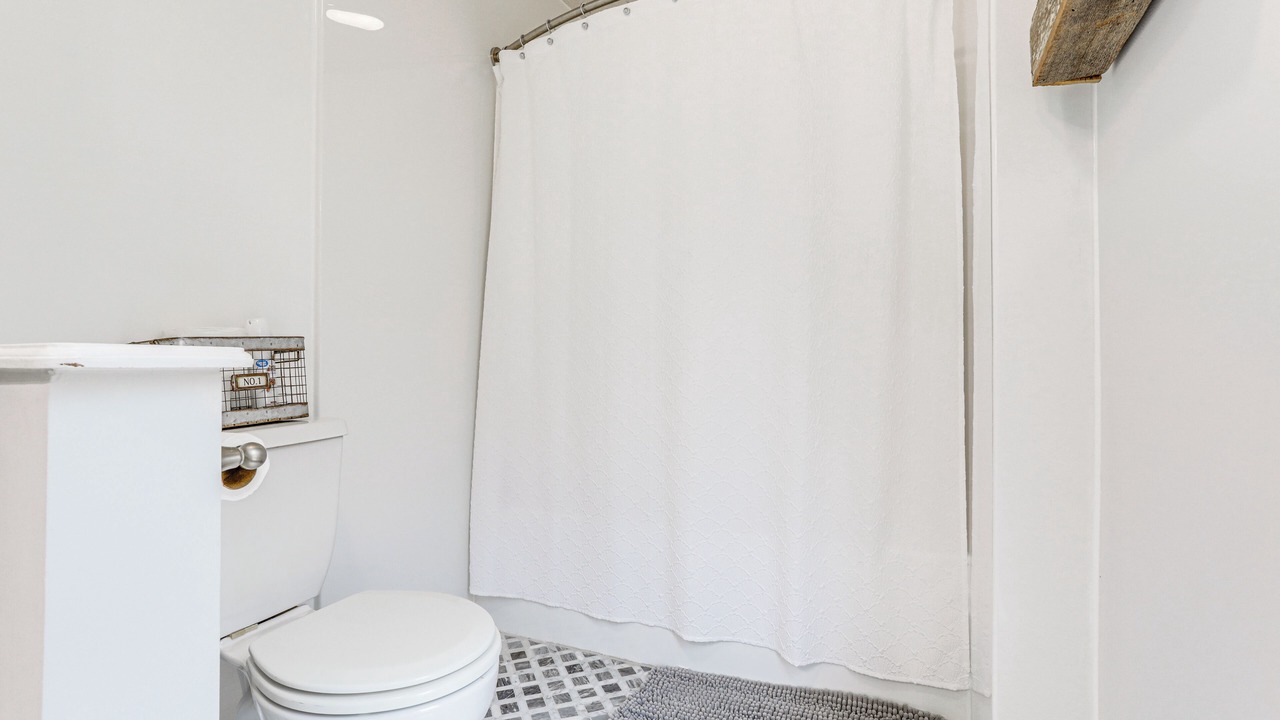Photo of Bathroom in Morgan City
