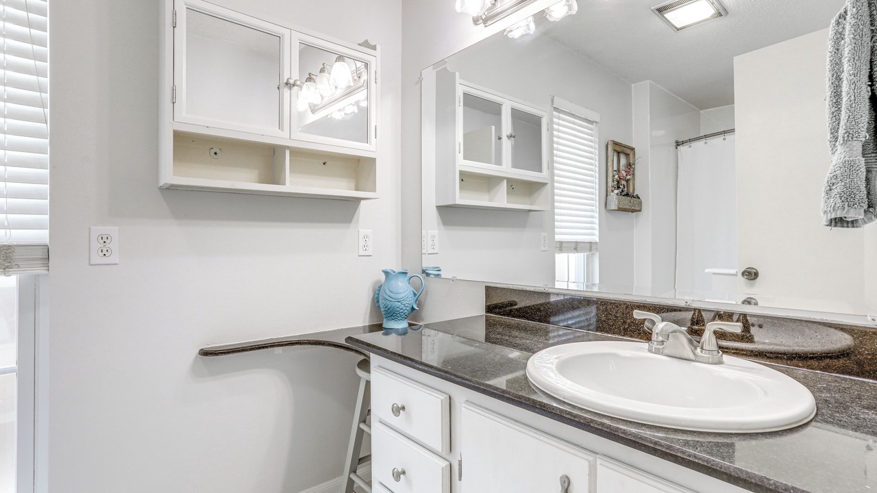 Photo of Bathroom in Morgan City