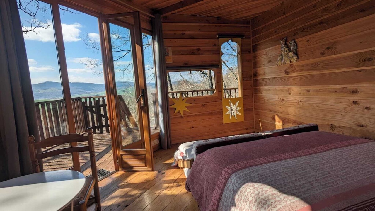 Photo of Bedroom in Saint-Victor-Rouzaud