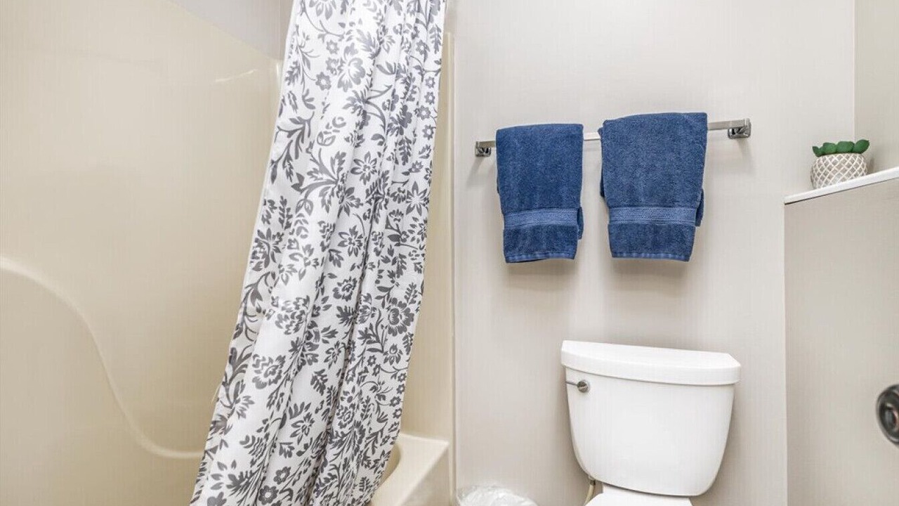 Photo of Bathroom in The Galena Territory