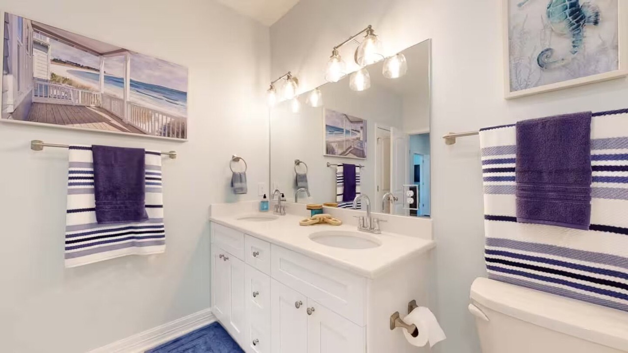 Photo of Bathroom in Crystal Beach