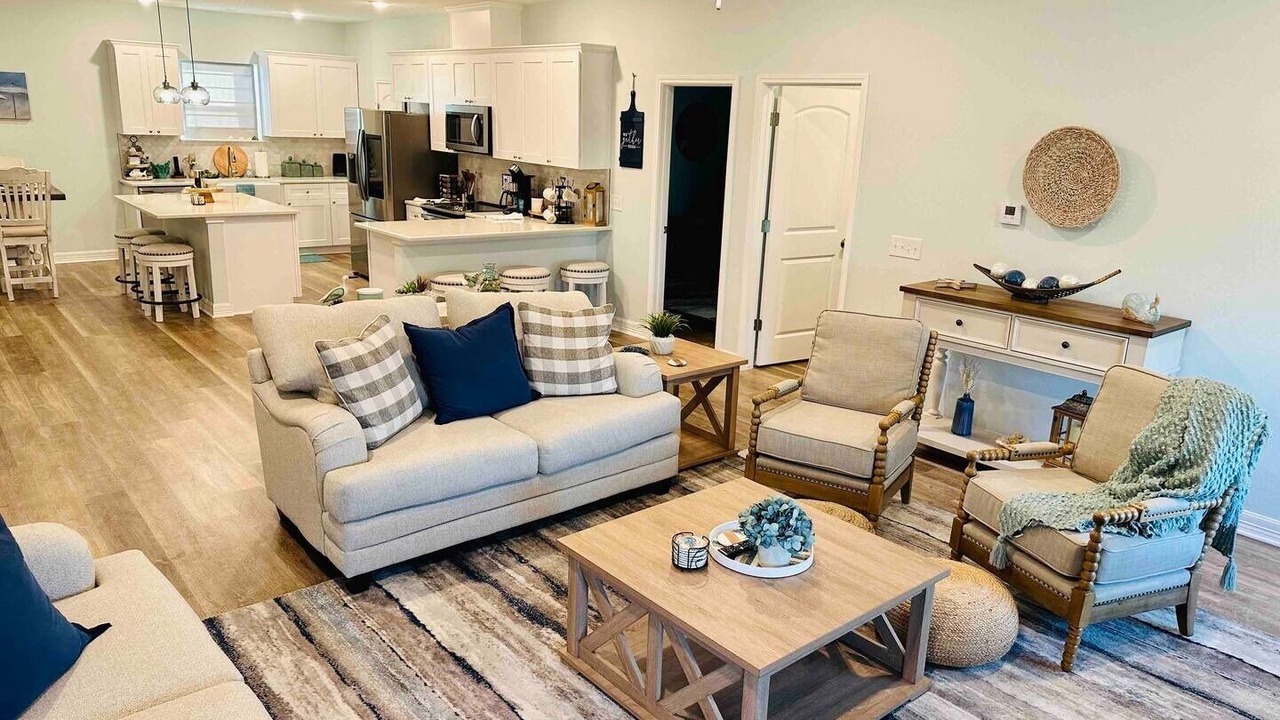 Photo of Livingroom in Crystal Beach