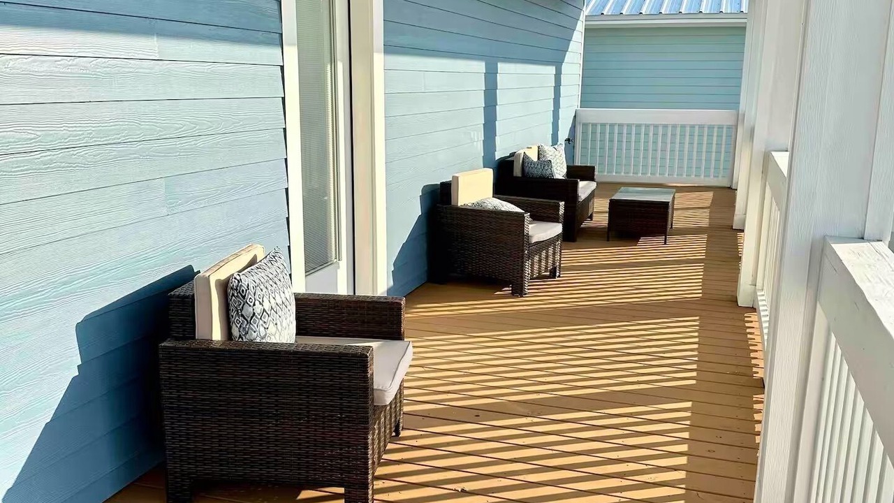 Photo of Patio Balcony in Crystal Beach