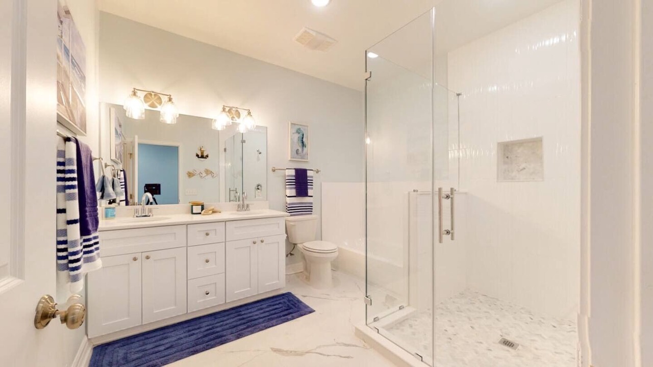 Photo of Bathroom in Crystal Beach