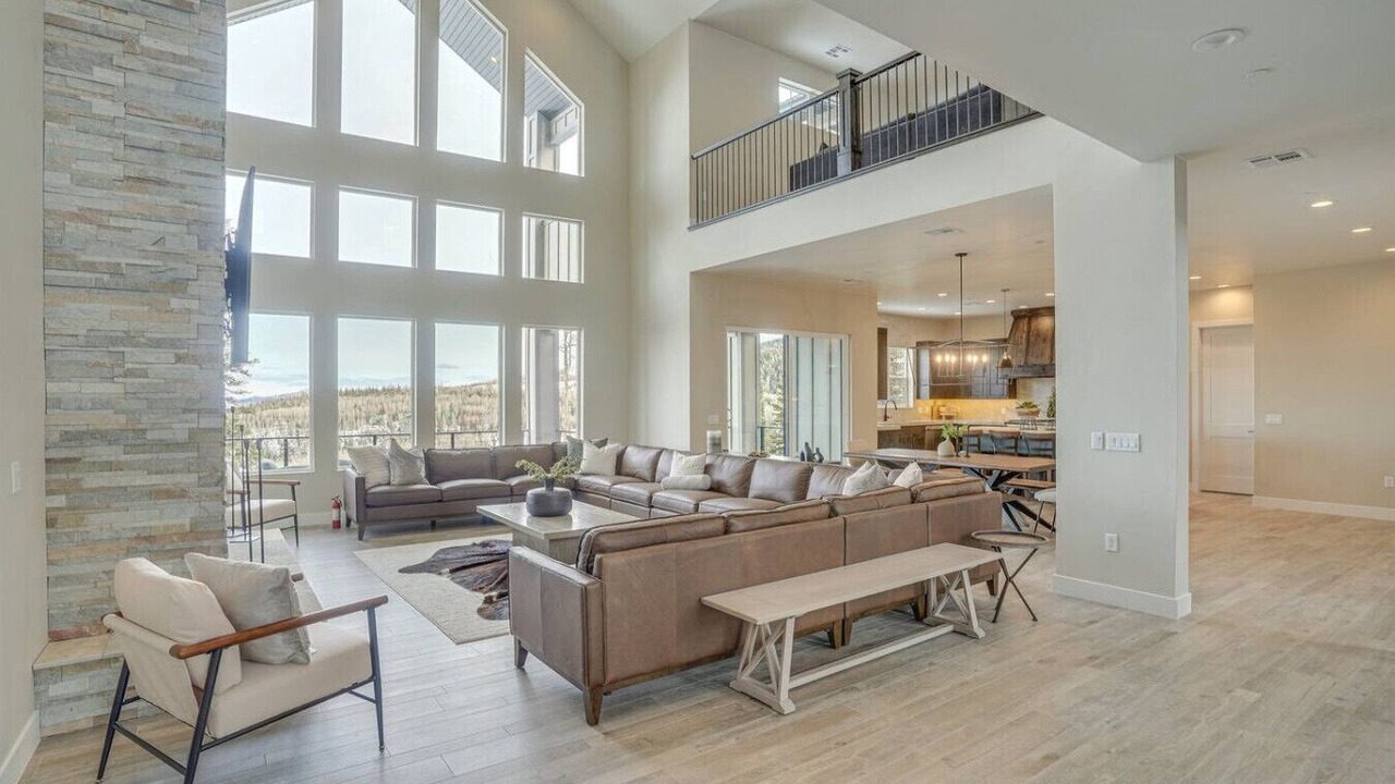 Photo of Livingroom in Brian Head
