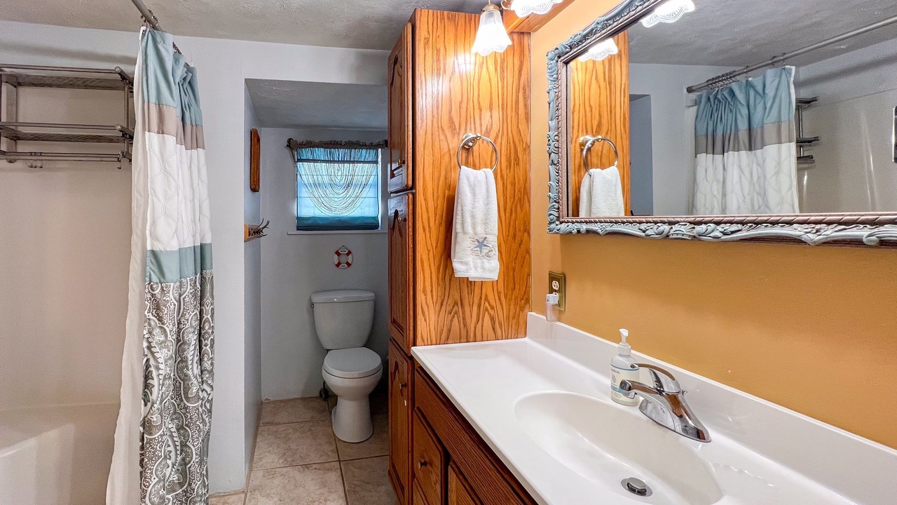 Photo of Bathroom in Crescent Beach