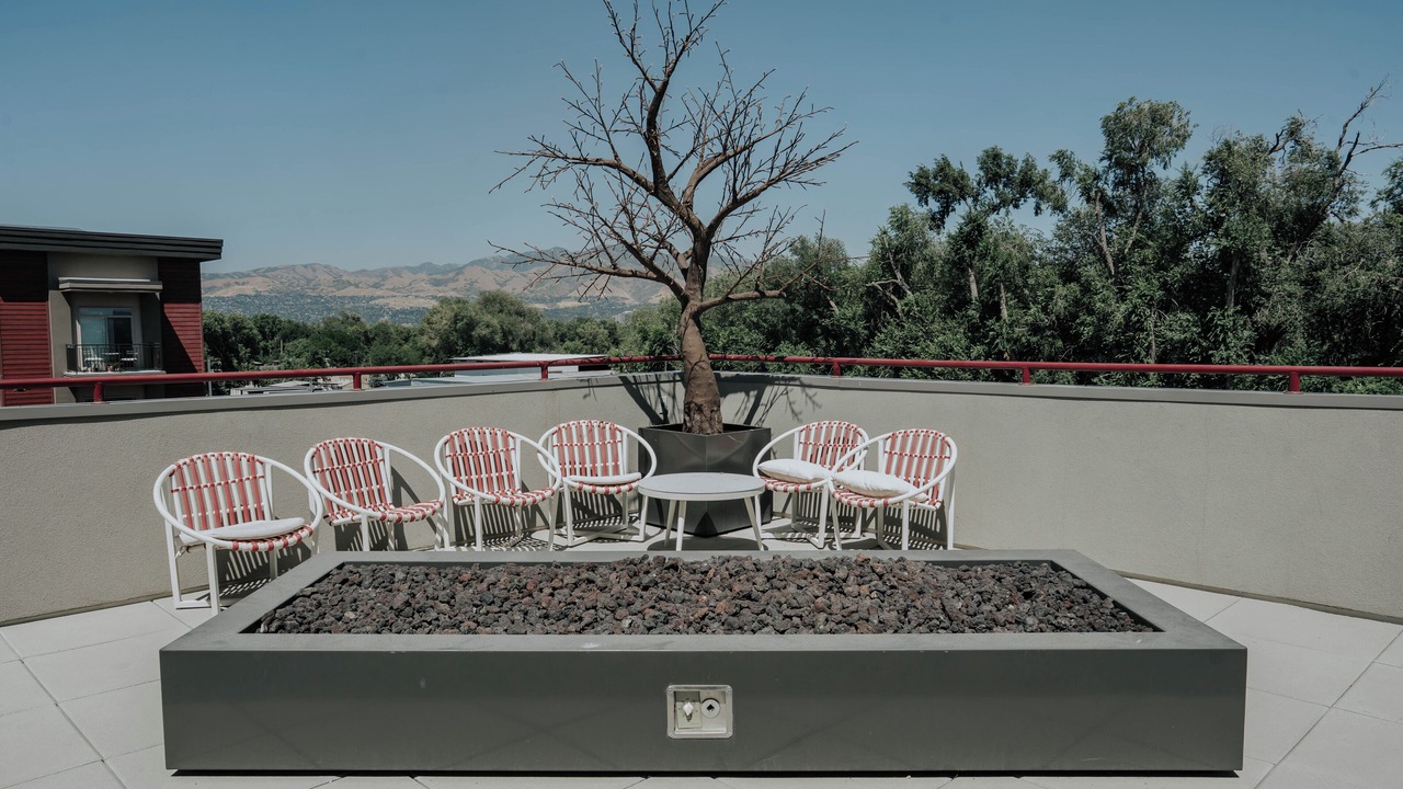 Photo of Patio Balcony in People's Freeway