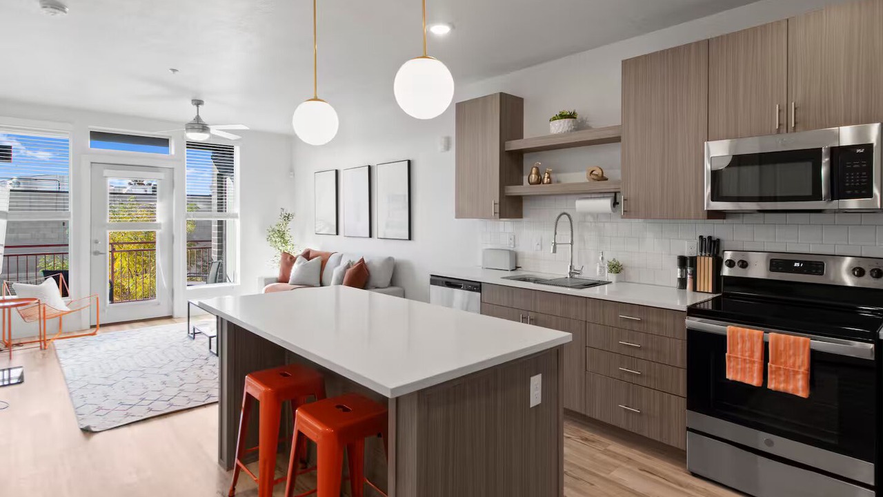 Photo of Kitchen in People's Freeway