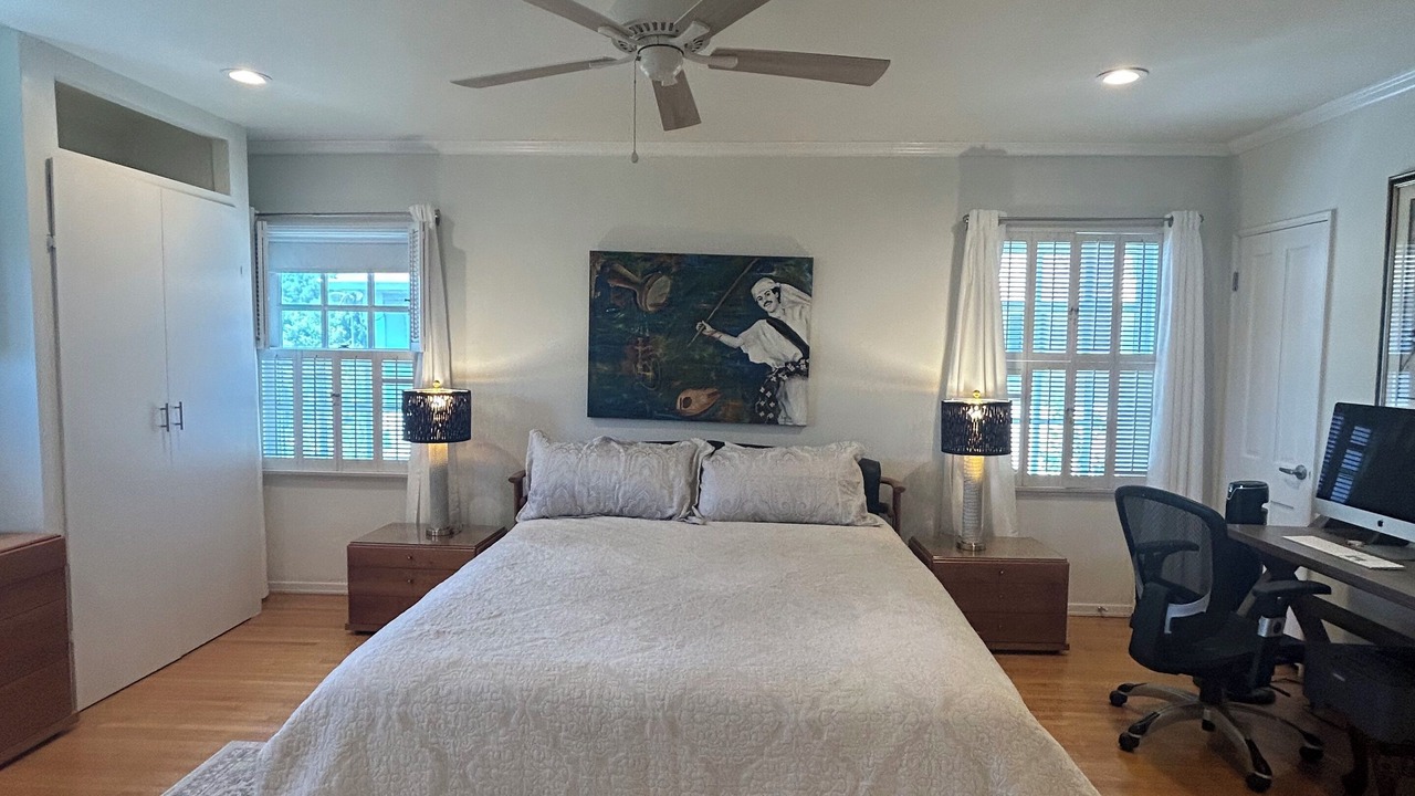 Photo of Bedroom in Mid City