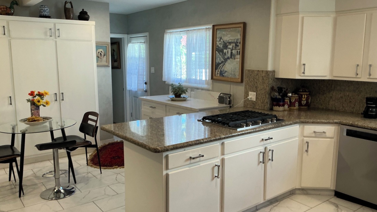 Photo of Kitchen in Mid City