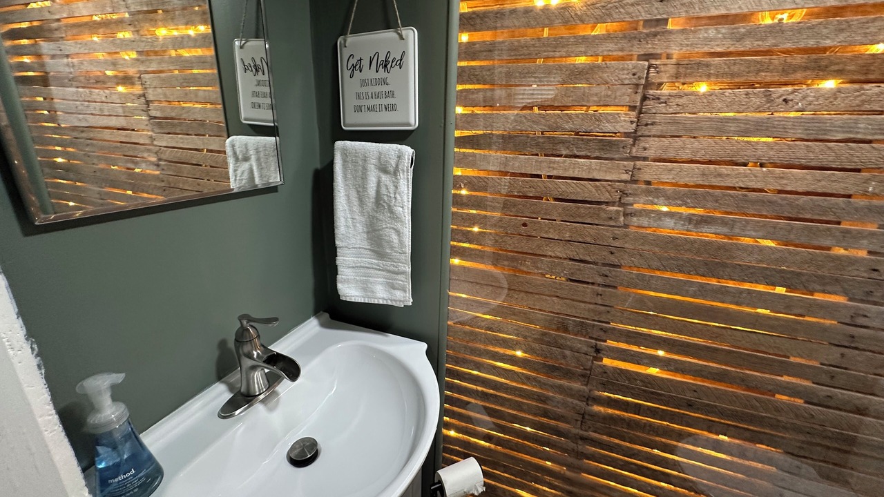 Photo of Bathroom in Van Buren