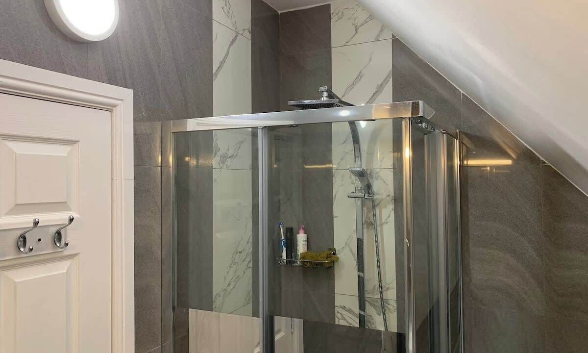 Photo of Bathroom in South Ockendon