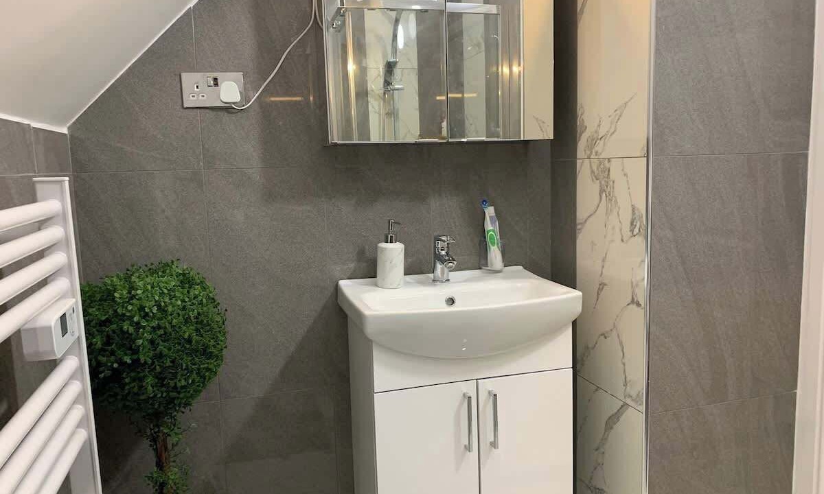 Photo of Bathroom in South Ockendon