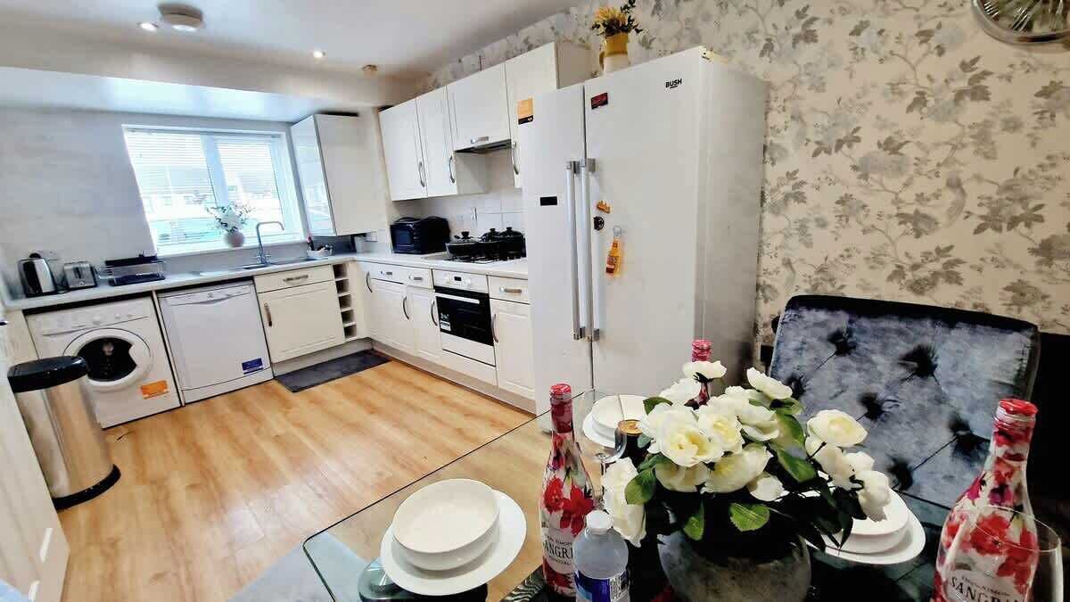 Photo of Kitchen in Aveley