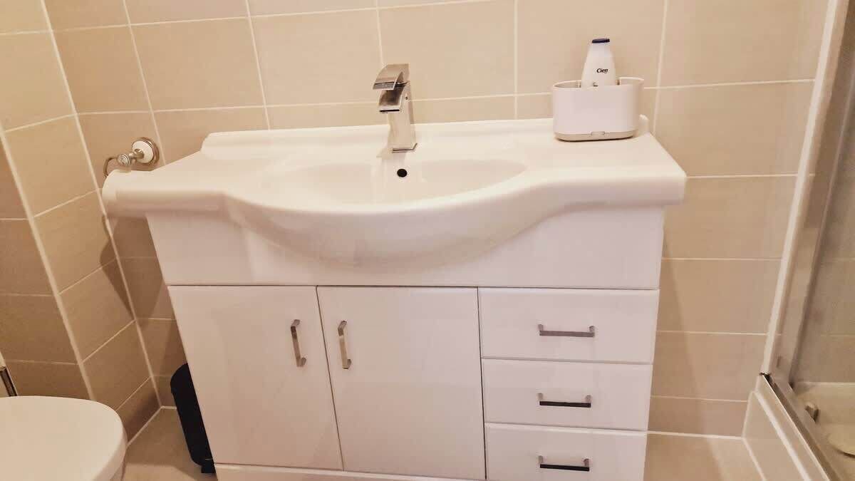 Photo of Bathroom in Aveley