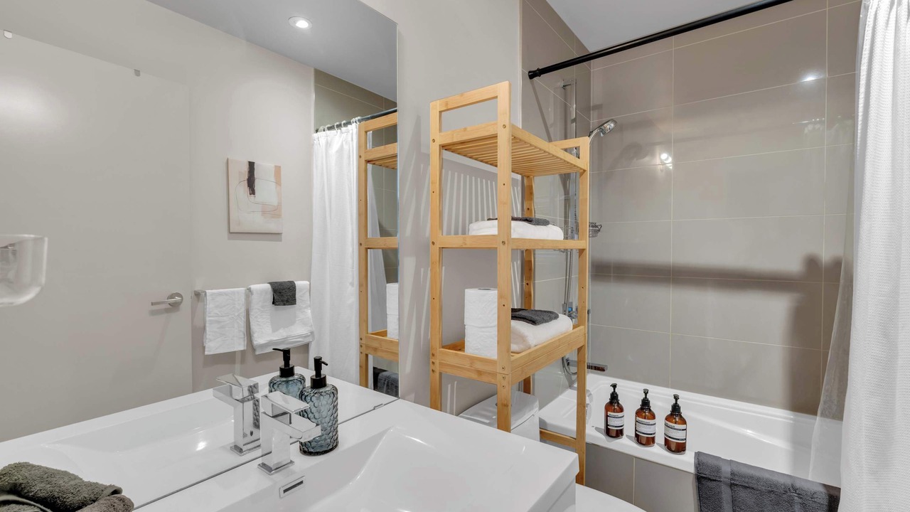 Photo of Bathroom in Connaught