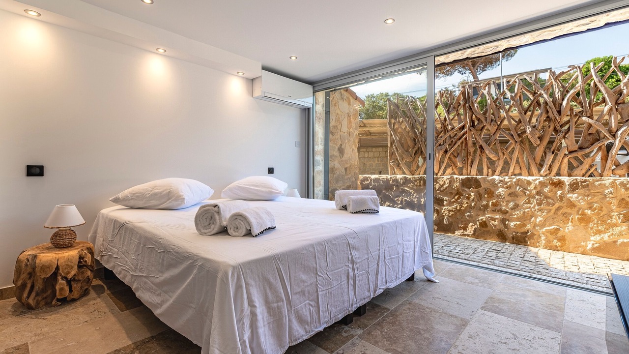 Photo of Bedroom in Verghia