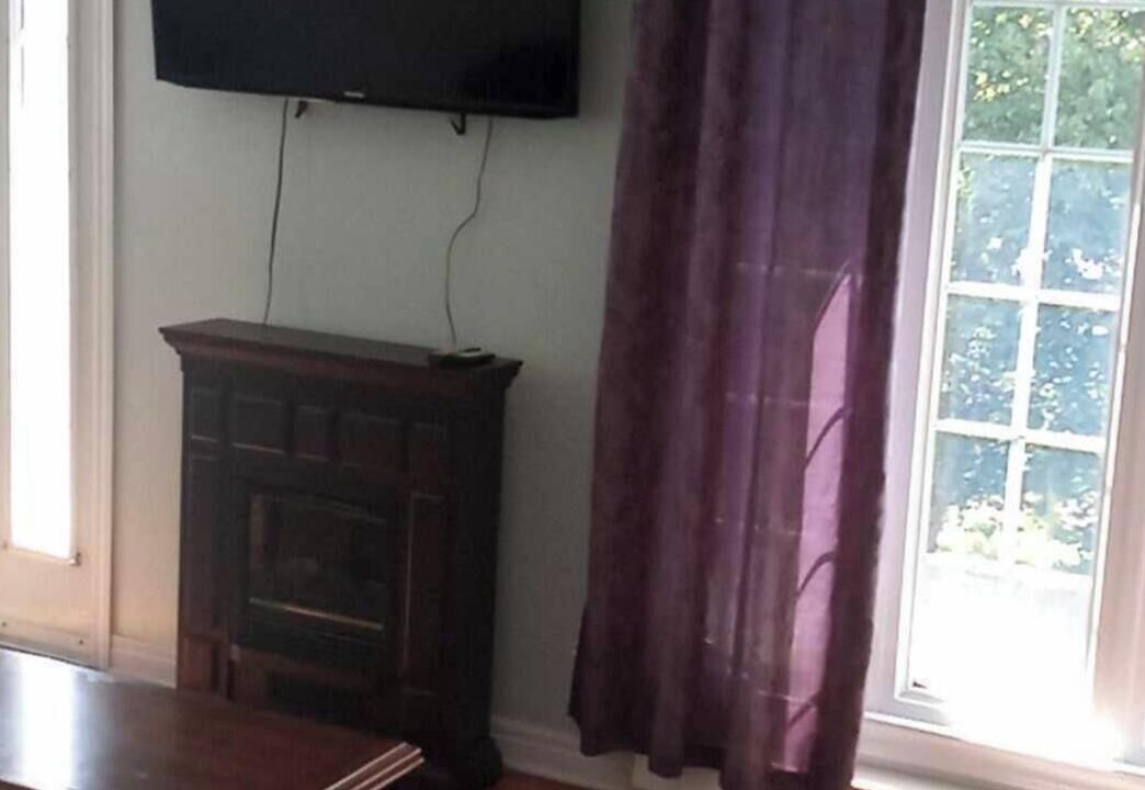 Photo of Livingroom in St. Alban's