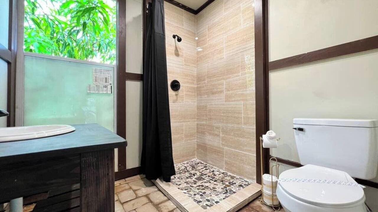 Photo of Bathroom in Fairvilla