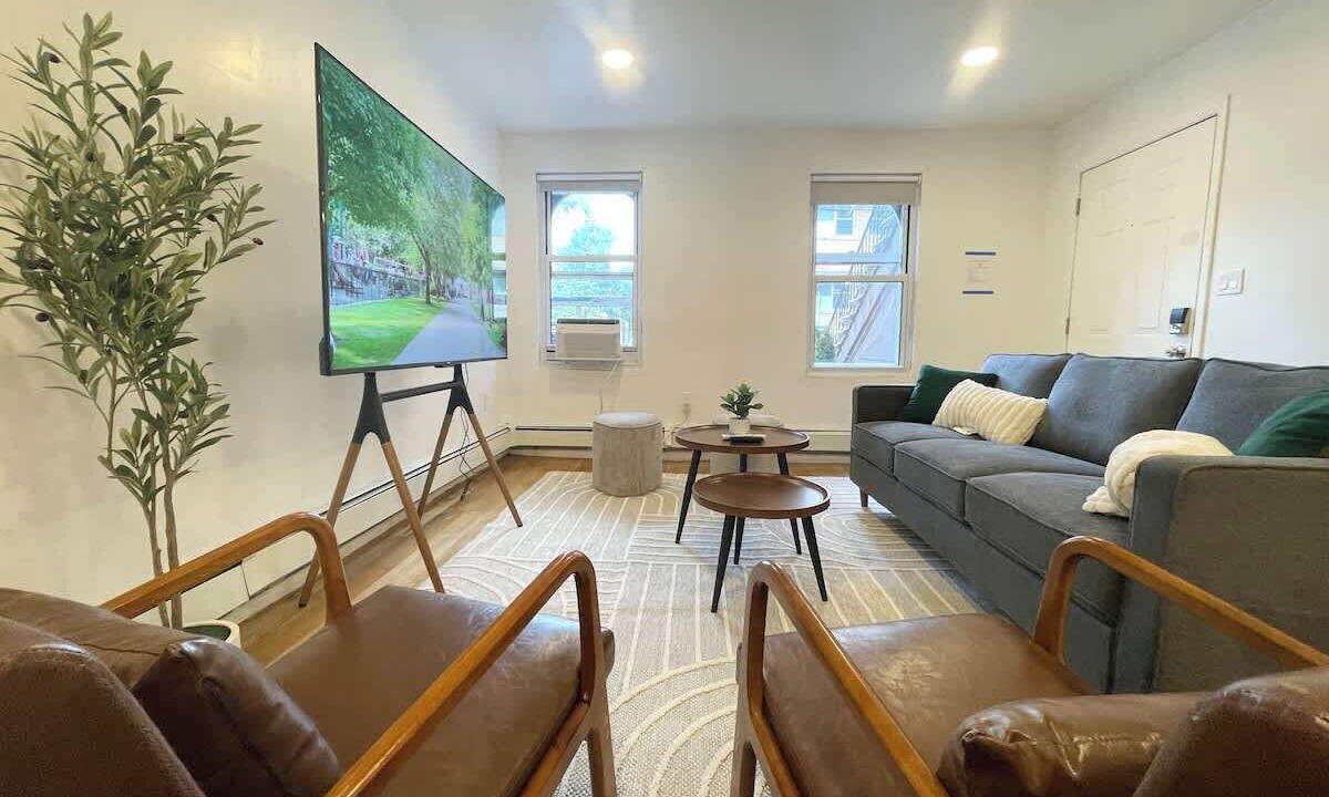 Photo of Livingroom in Harsimus Cove