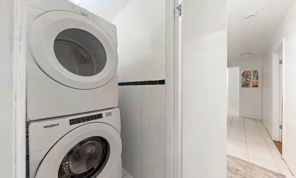 Photo of Others in Harsimus Cove