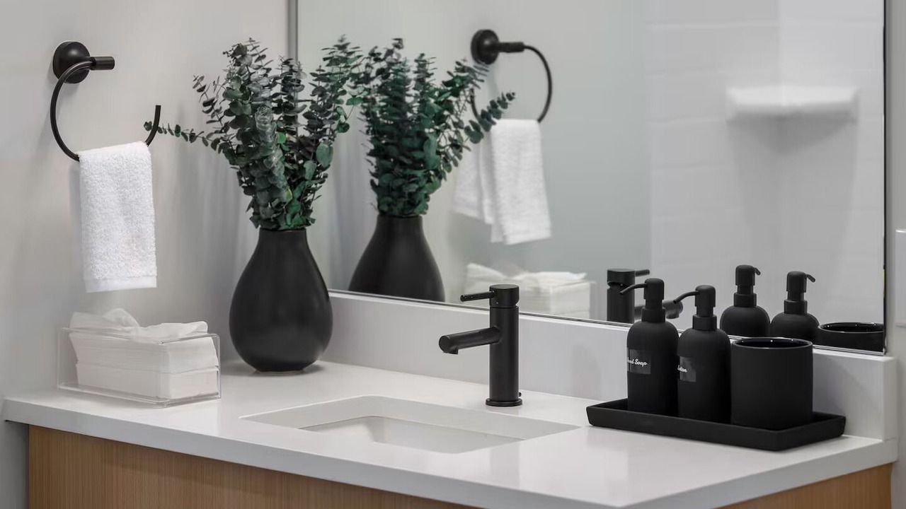 Photo of Bathroom in White Plains