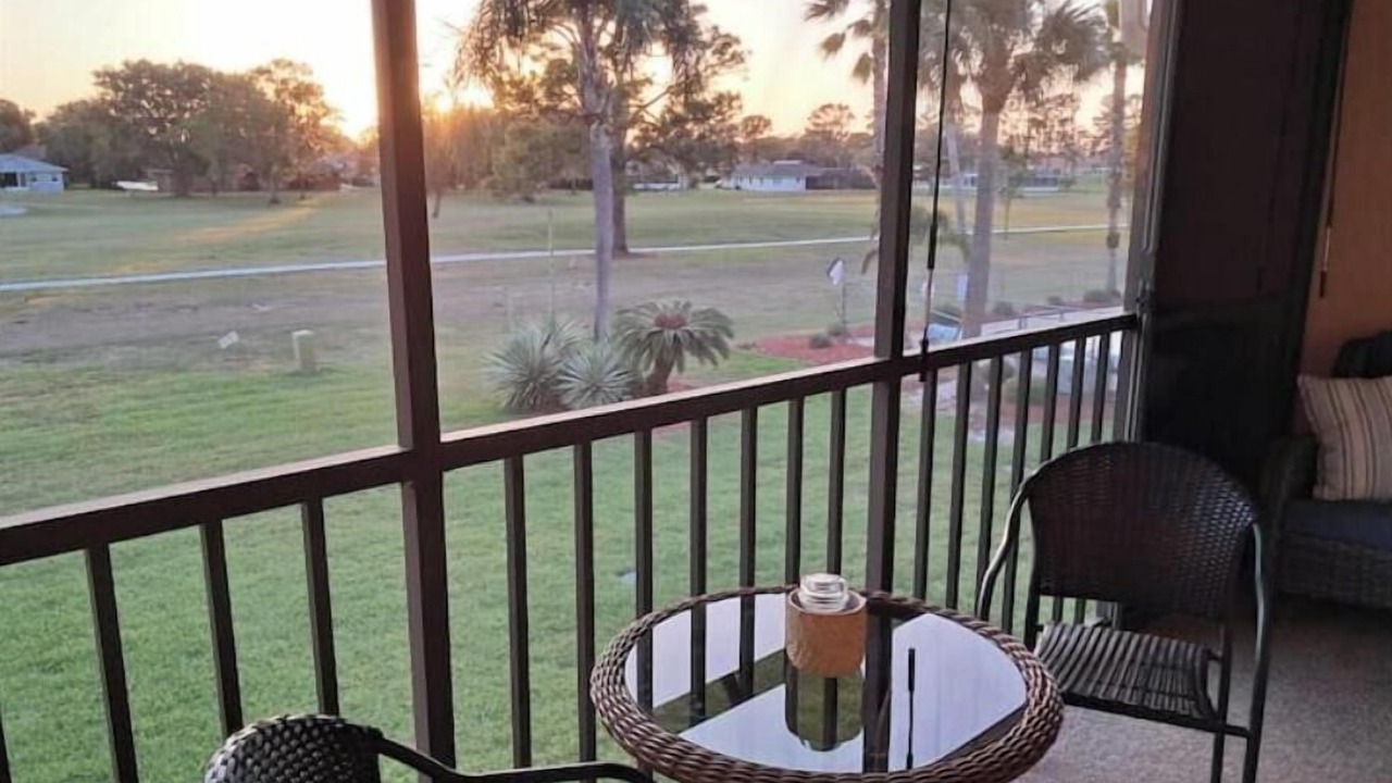 Photo of Outdoor in Sun 'N Lake