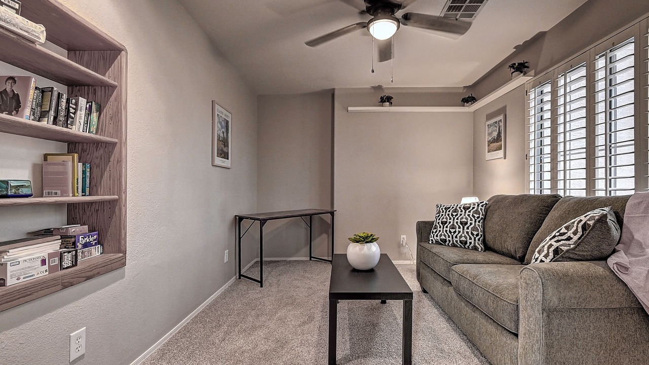 Photo of Livingroom in Glendale