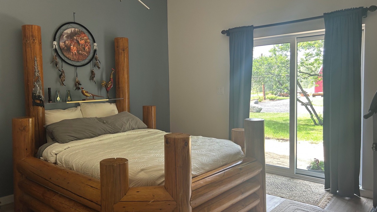 Photo of Bedroom in Cooks Creek