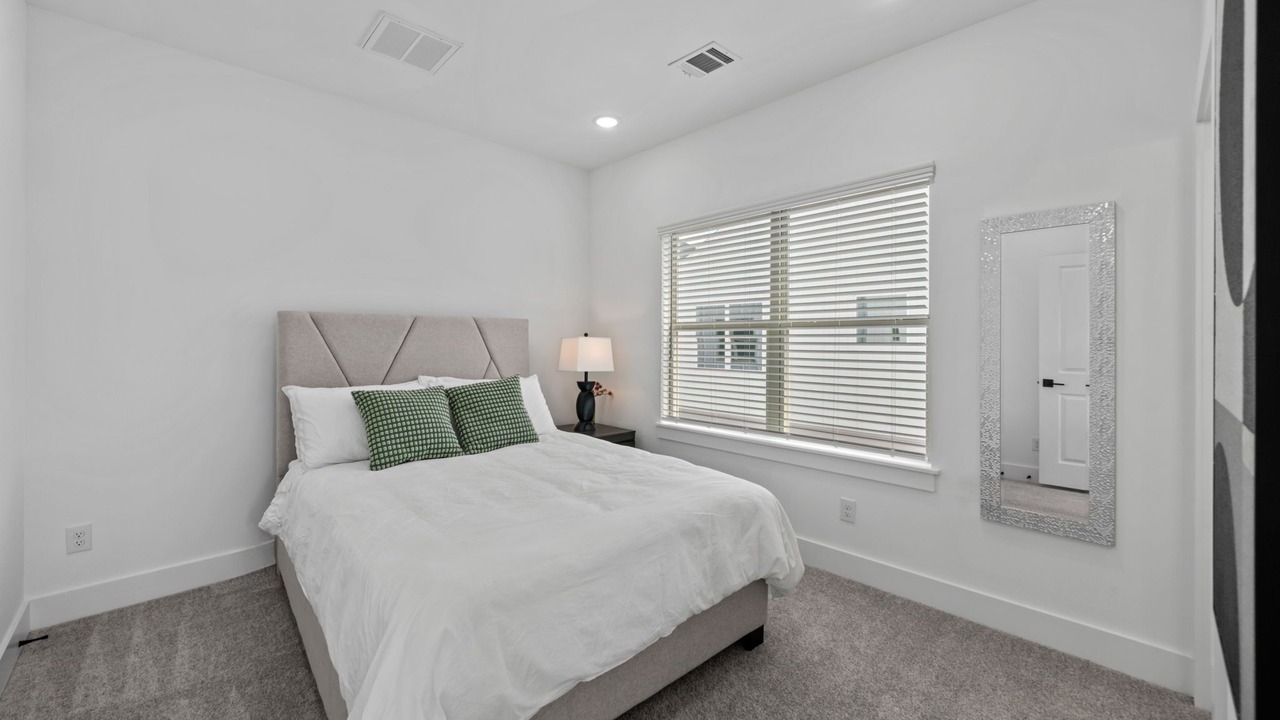 Photo of Bedroom in South Central Houston